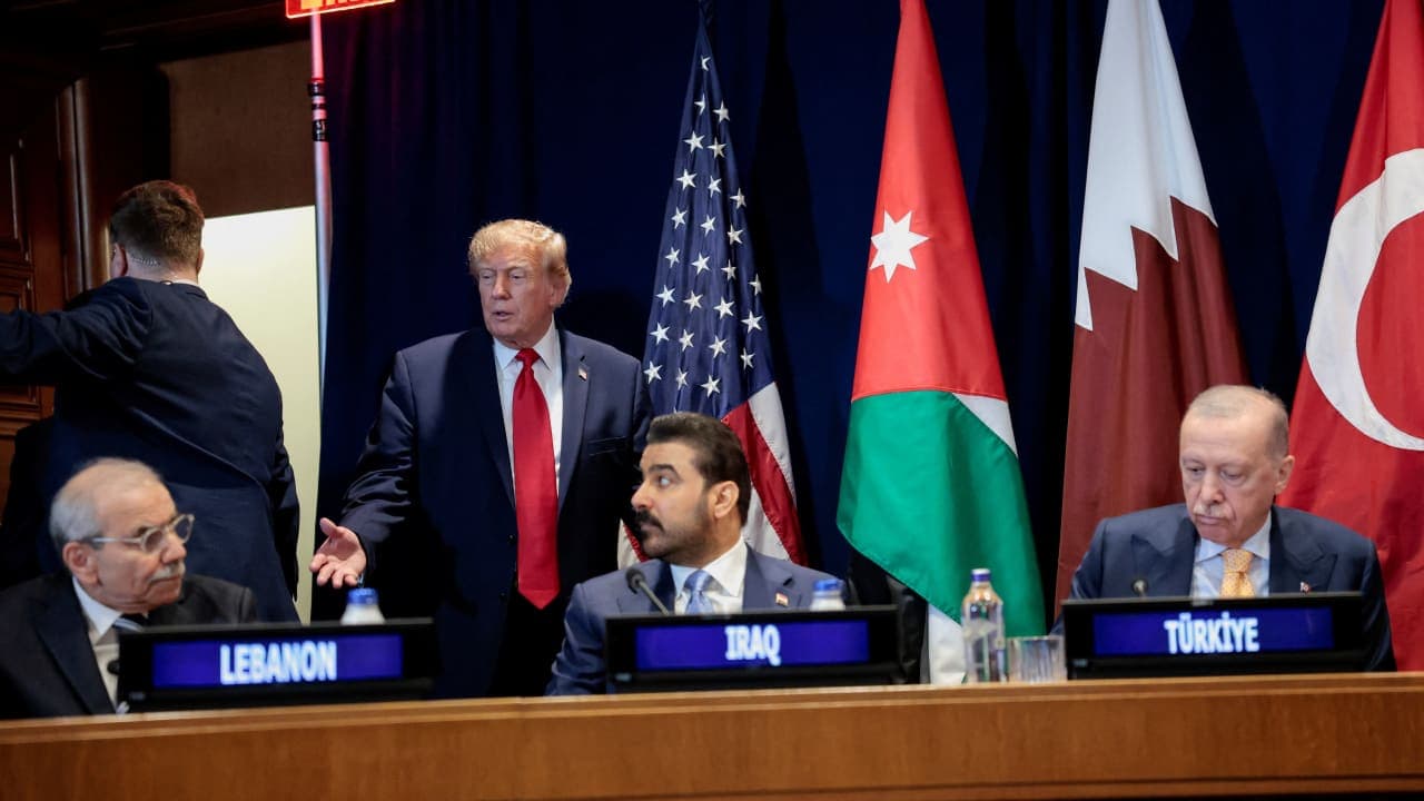 Stati Uniti e Iran tengono colloqui mediati alle Nazioni Unite mentre la riapertura dello Stretto di Hormuz diventa una questione chiave