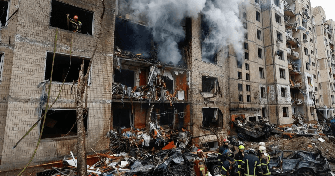 Ukraine Raises Alarm After Russian Strikes Amid Ceasefire Uncertainty